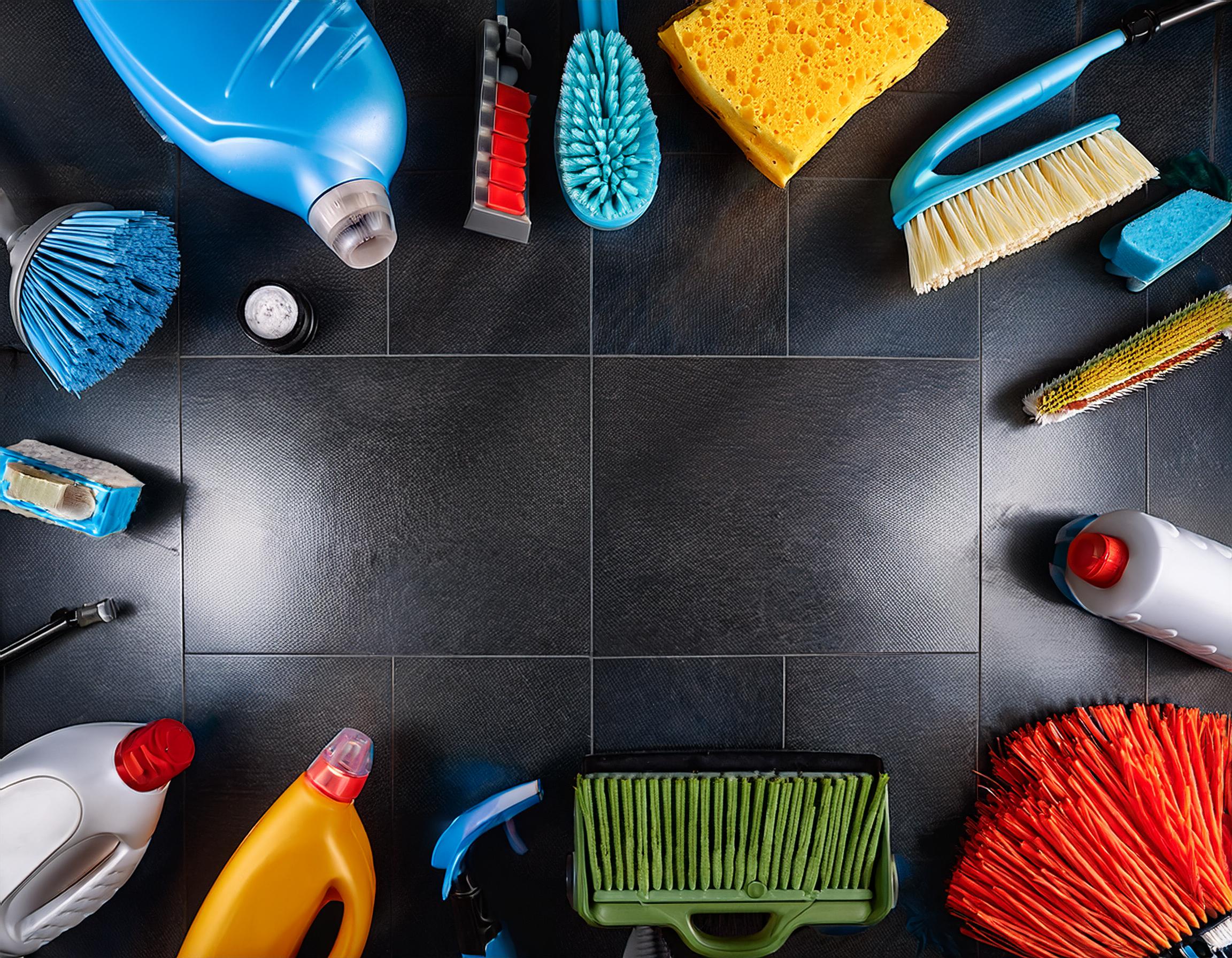 Moderne Hausmeisterdienste in einem gepflegten Innenhof